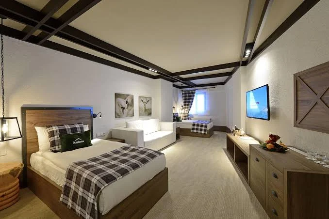 Karinna Hotel - Image 3